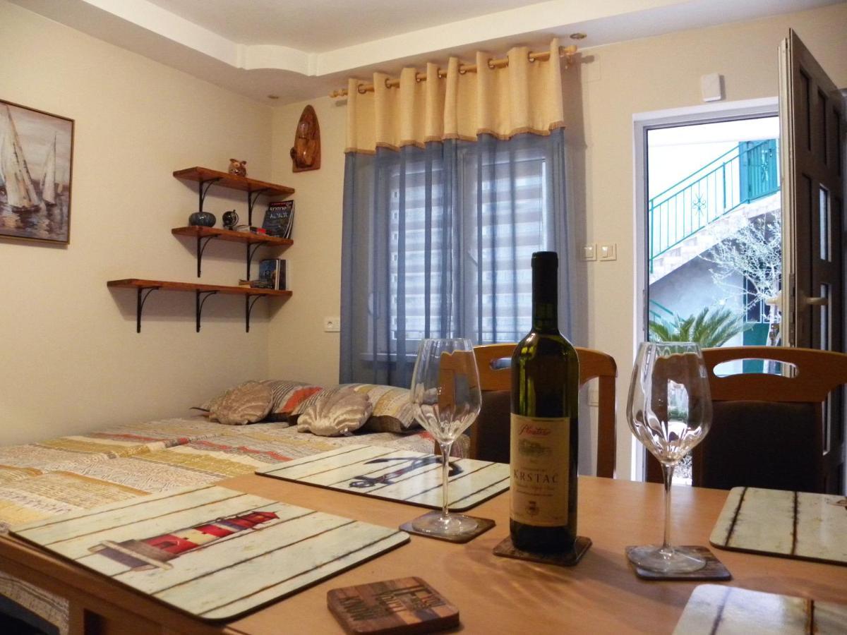 Apartments Aleksandra Risan Ngoại thất bức ảnh