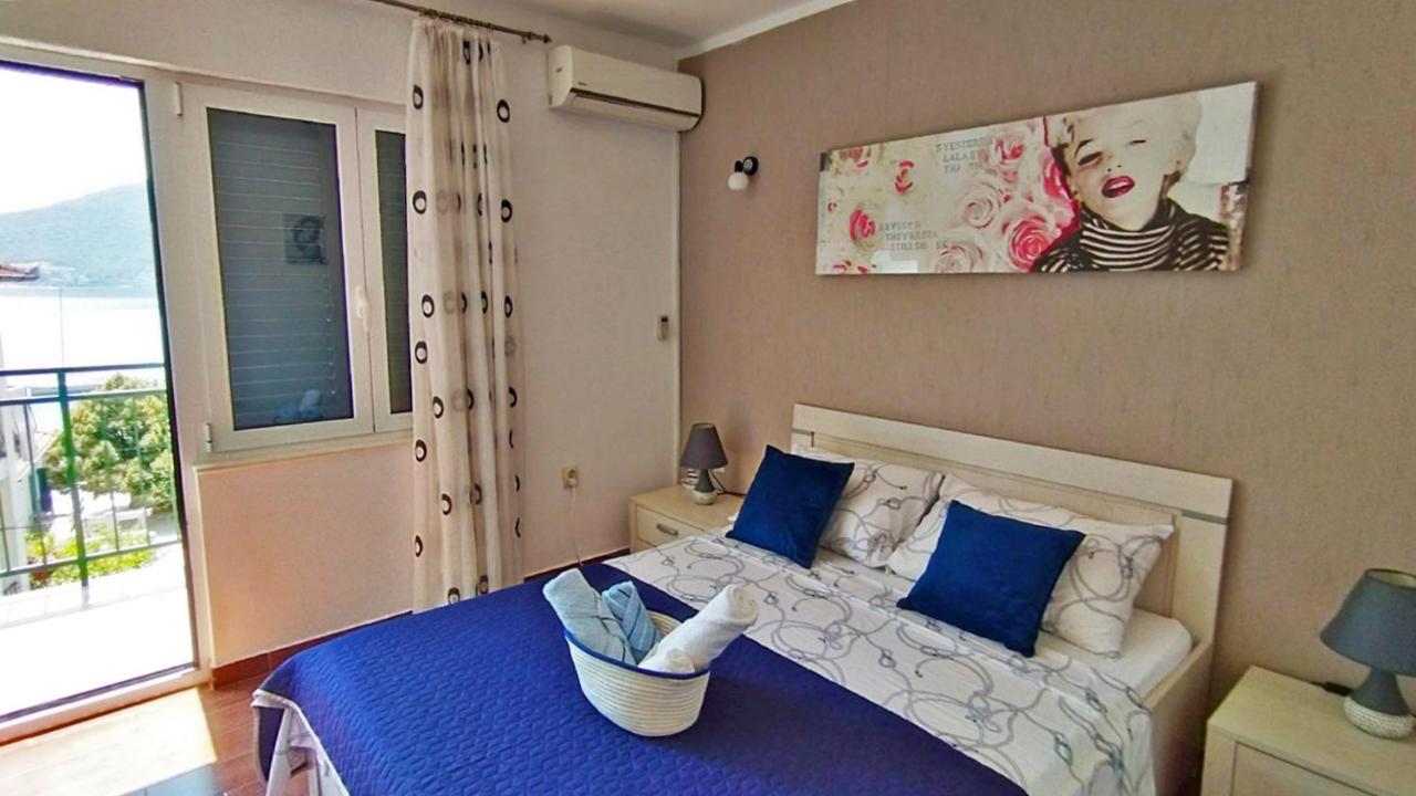 Apartments Aleksandra Risan Ngoại thất bức ảnh