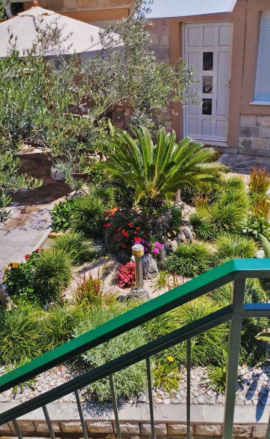 Apartments Aleksandra Risan Ngoại thất bức ảnh